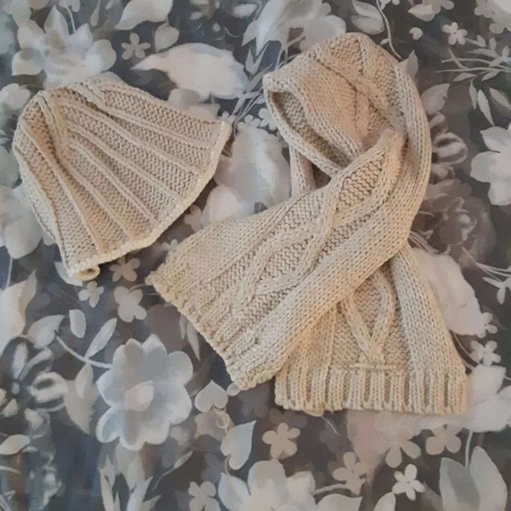 gorgeous knit hat & scarf set - tan - baby/ toddler